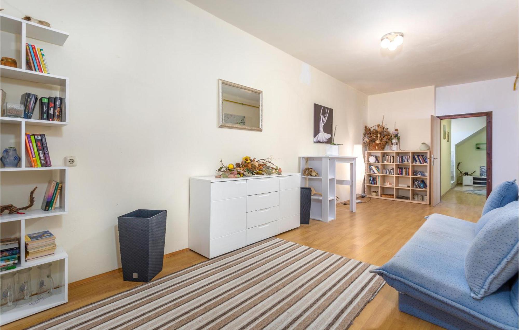 Awesome Apartment In Stara Baska 1 With Kitchen Eksteriør billede